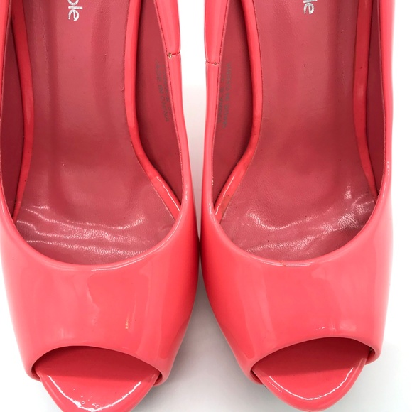 Sarah Chole High Gloss Coral Stiletto Shoe 37 US 7 - Picture 5 of 8